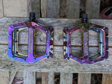 DMR Vault Lacon Signature Pedals Petrol/Oil Slick