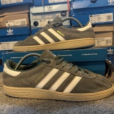 Size UK 9 Adidas Munchen Khaki