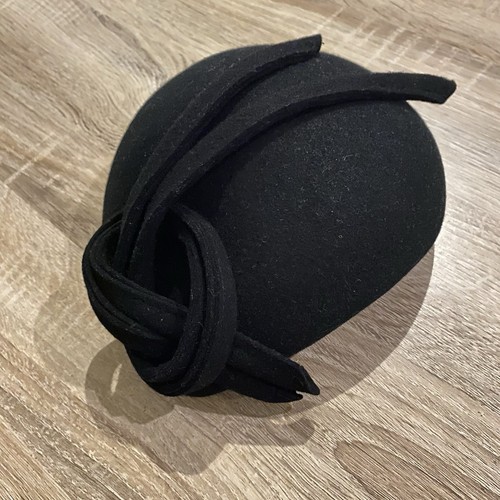 Black 100 wool - ee,