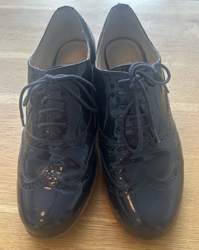 Clarks hamble narrative - clarks,