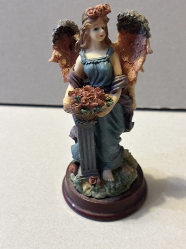 Vintage angel statue - vintage, standing