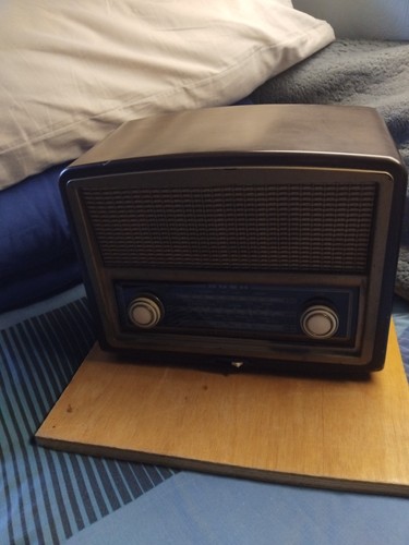 Vintage bush vhf band - vhf,