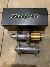 Hope RS4 hubs Brand new Campagnolo fit RRP  £300 20/24h road bike rim brake