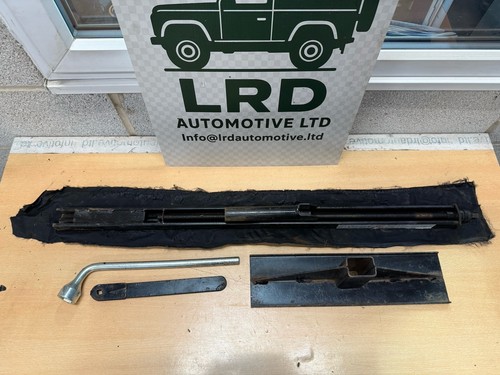 Land rover defender genuine - land, hi