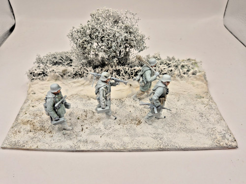 Diorama the march in - ,