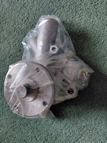 Datsun roadster r16 engine - r16,