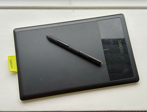 Wacom bamboo pen - wacom,