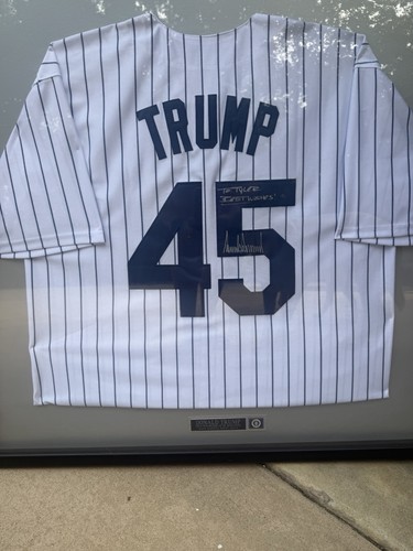 Donald trump signed yankees - trump,