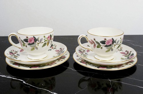 Wedgwood hathaway rose - 2x,
