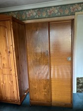 Austinsuite Mid Century Retro