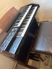 Roland AT15 organ