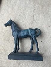 Verdrigis Horse Statues