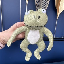 ROOM ON THE BROOM GREEN FROG RARE PLUSH 7” tall soft toy button tummy