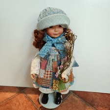 Vintage Holly Hobbie Autumn Ceramic Doll Ashton Drake on stand Hobby 4 seasons