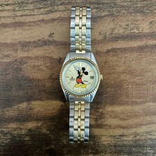 Vintage Lorus Mickey Mouse
