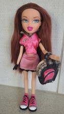 Bratz Play Sportz Bowling Meygan with bag outfit glove and shoes, stunning hair!