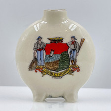 VINTAGE CARLTON CRESTED CHINA-  MODEL OF CHINESE VASE 449545- MABLETHORPE CREST