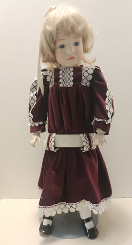1982 handmade porcelain doll - 1982,