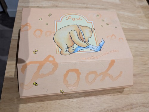Winnie the pooh vintage - winnie,