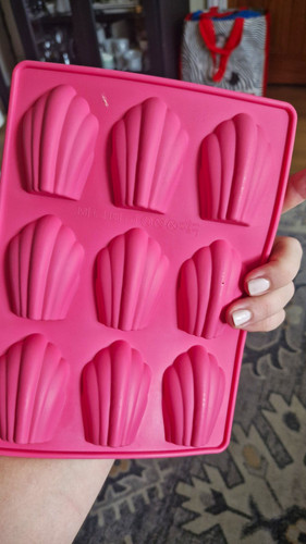 Pink silicone shell madeleine - pink,