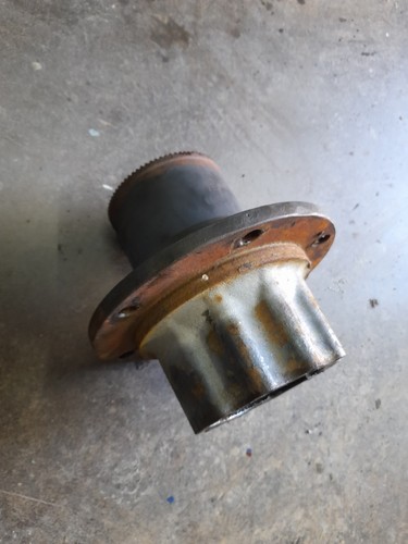 Stud rear hub - , assembly