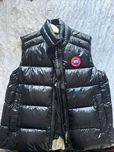 Womans canada goose - canada, cypress