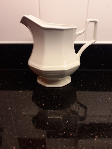 Heritage small jug - , johnson