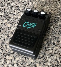Aria Pro II CH-1 Stereo Chorus Guitar Effects Pedal
