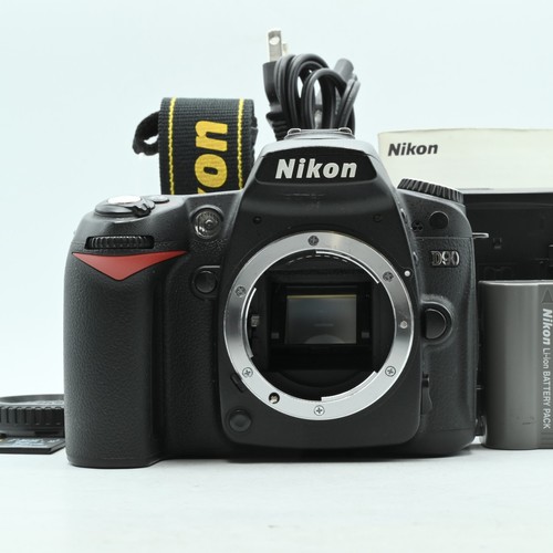 Shutter count 33559 nikon d90 - shutter, 33559!