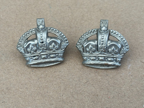 Police epaulette crowns - police,