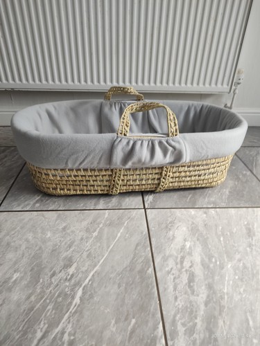 Brand new moses basket - new,