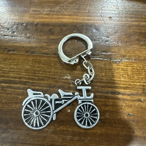 Vintage olde metal - metal, key
