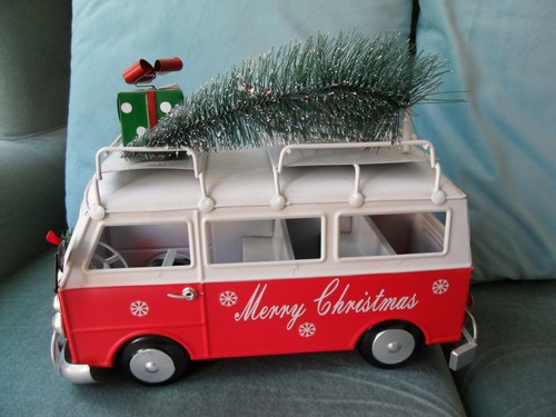 Large red white - red, vw