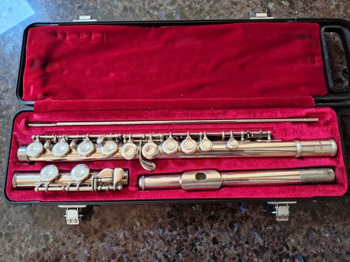Yamaha yfl 221s concert flute - yamaha,