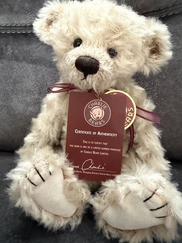 Charlie bears selwyn - bears, limited