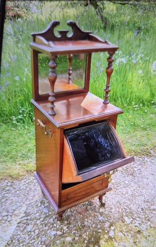 Beautiful antique bedside - beautiful,
