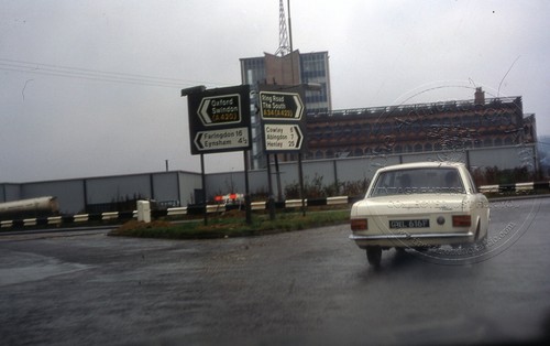 Ford cortina mkii street - street, scene