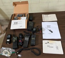 4 Vtg Handheld Ham Radios