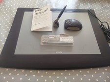 Wacom Intuos 3 drawing tablet