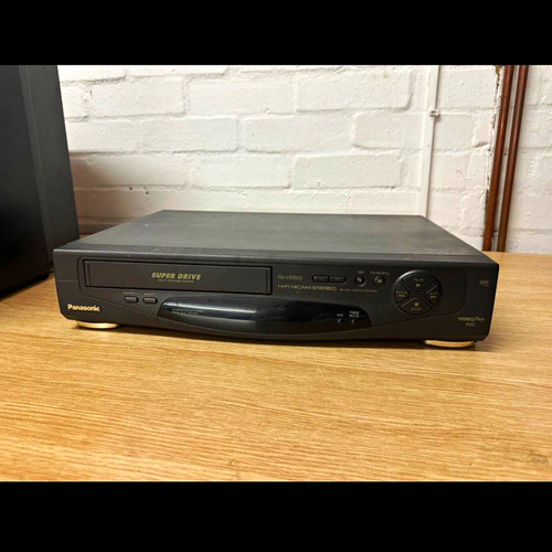 Panasonic hd600 vhs vcr - nv-hd600,