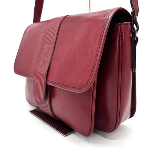 Excellent condition yves saint - yves,