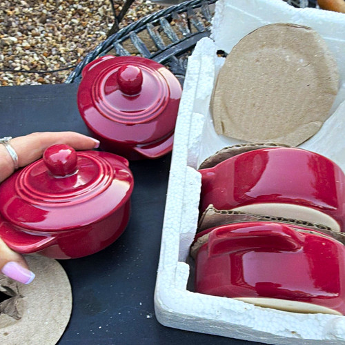 Burgundy glossy glazed - glazed, small