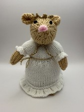 Hand Knitted Mouse - Snow