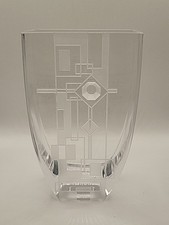 Unique Abstract Geometric