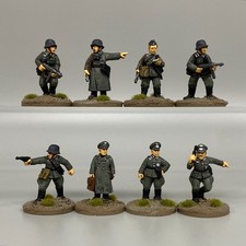 8 GERMAN OFFICERS 'HEER'