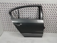 VW PASSAT B6 DOOR RIGHT REAR