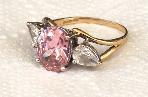 Hallmarked solid 9ct - ,