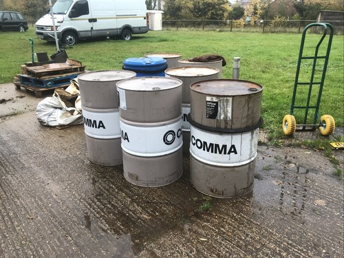 Oil barrel drum 205 - oil,