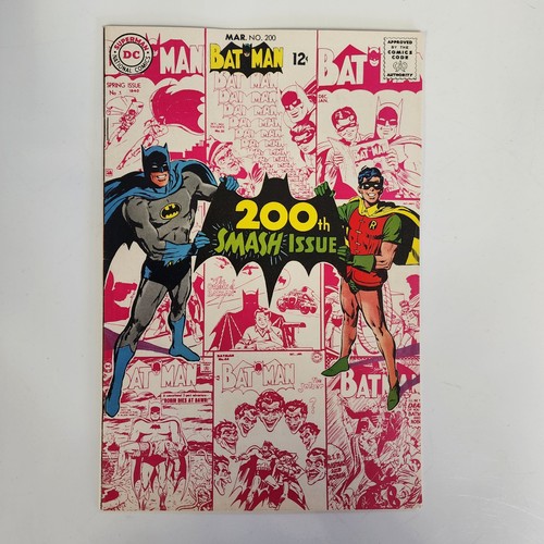Batman 200 comics - #200,