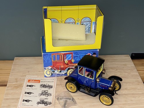 Schuco oldtimer model 1227 - ,